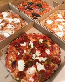 emily nyc pizzas