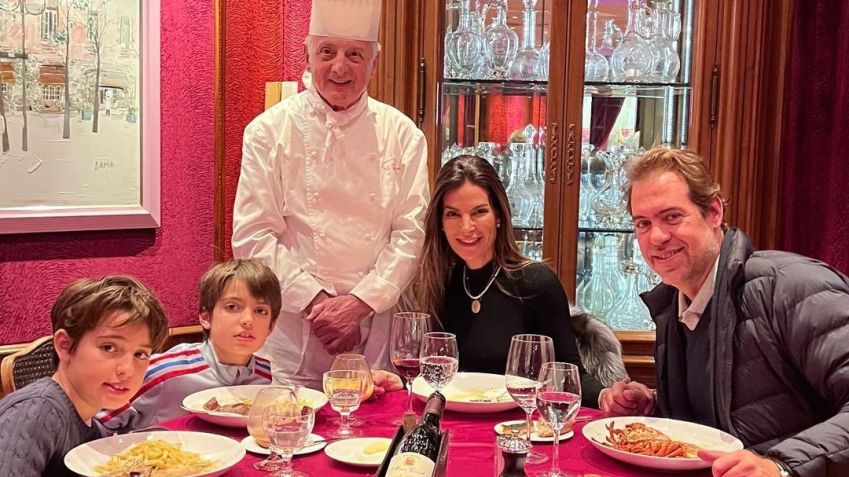 Carol Toledo e a família no restaurante de Pierre Orsi em Lyon / Acervo pessoal