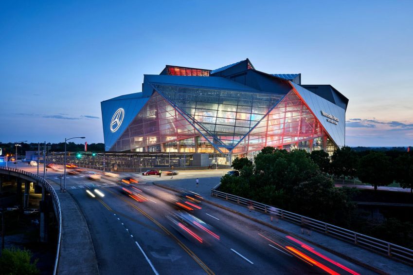 Mercedes-Benz Stadium, em Atlanta, tem capacidade para 71.000 pessoas e será palco da grande abertura da Copa América / Reprodução Facebook
